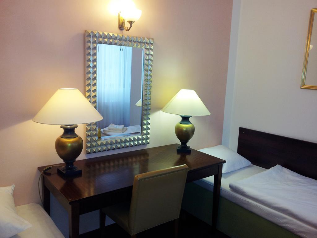 Hotel & Hostel Florian Prague Room photo