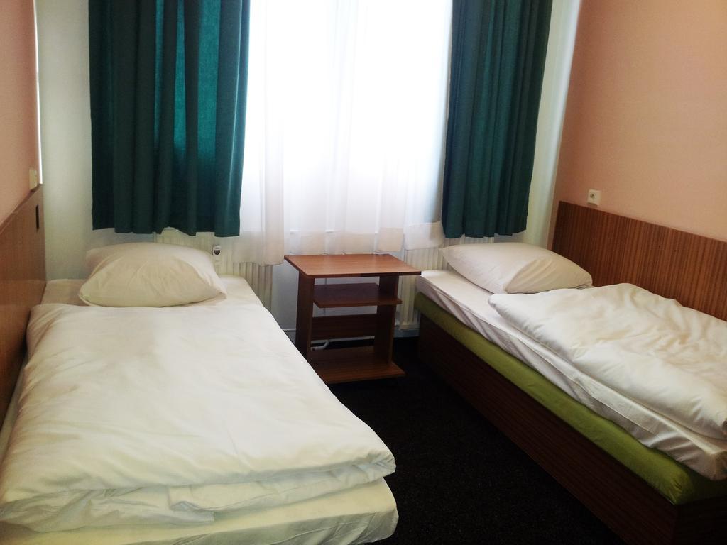 Hotel & Hostel Florian Prague Room photo